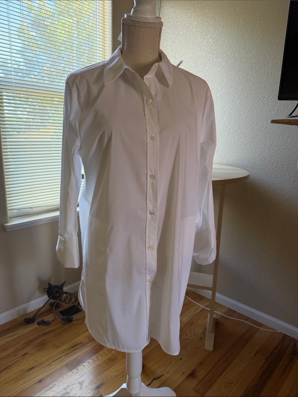 Marled Oversized White Women's Button-Down Long Shirt
